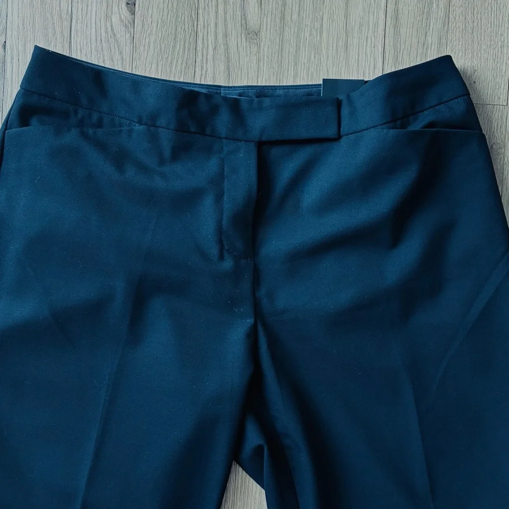 NWT The Limited Black Collection Lexie Fit, Size 6, Black Trouser